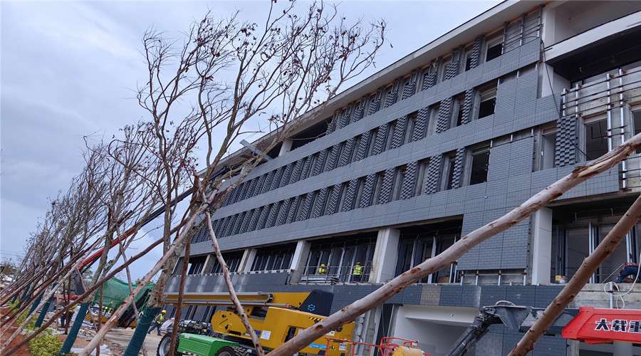 海南陵水中央民族大學(xué)UHPC幕墻板項目