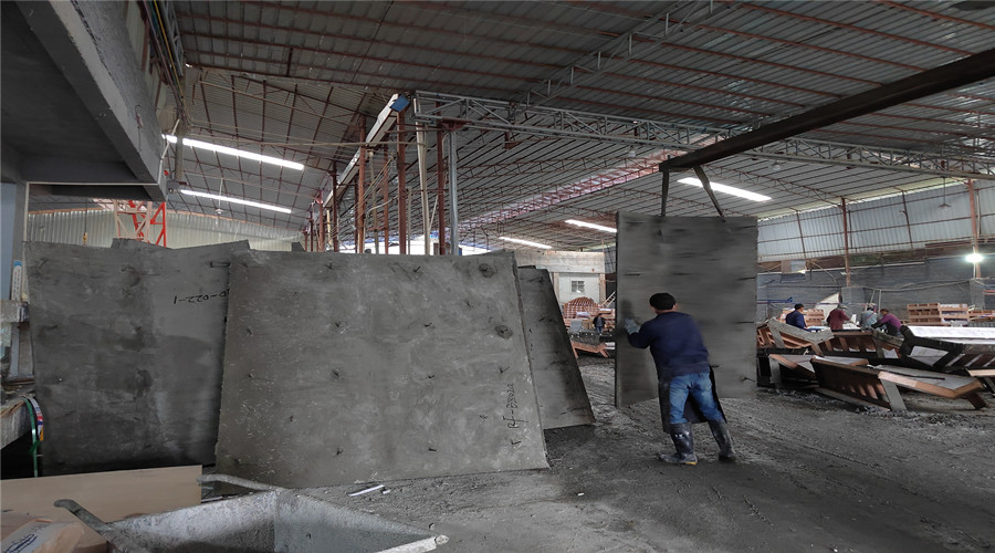 大型GRC幕墻構件生產中