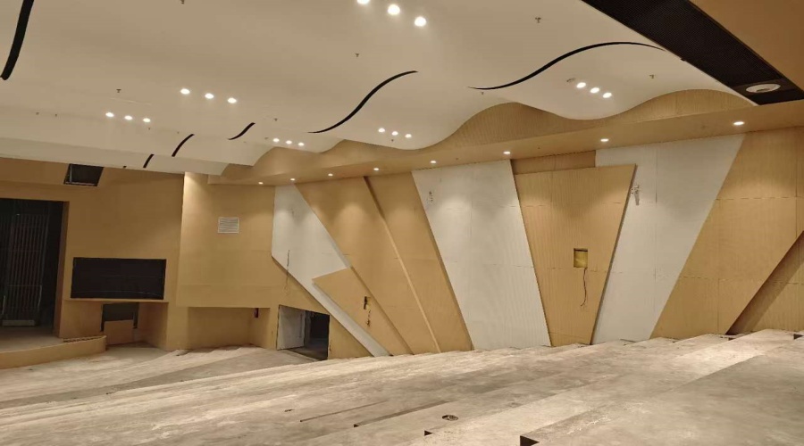 重慶養(yǎng)和教育報告廳GRG吊頂項目 重慶養(yǎng)和教育報告廳GRG吊頂項目