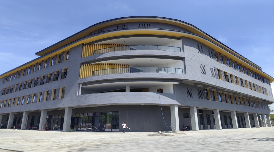 海南中央民族大學(xué)UHPC墻板項(xiàng)目 海南中央民族大學(xué)UHPC墻板項(xiàng)目